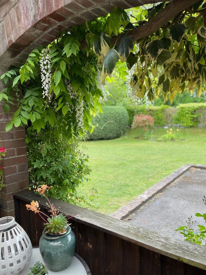 High Mead Bed & Breakfast Woodsford Exterior foto